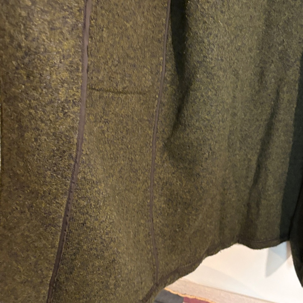 Banana republic women’s Long Olive Green Wool Blend Overcoat size large - Picture 5 of 10